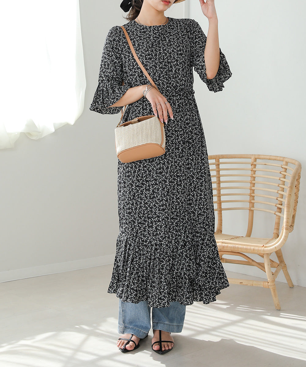 裾アシメプリーツワンピース