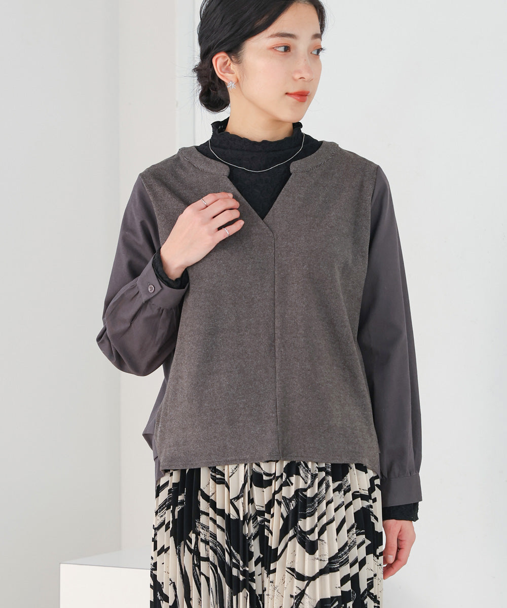 【WEB限定】Vネックコーデュロイドッキングトップス