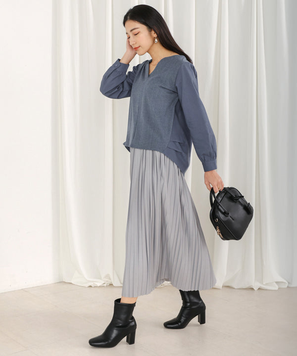 【WEB限定】Vネックコーデュロイドッキングトップス