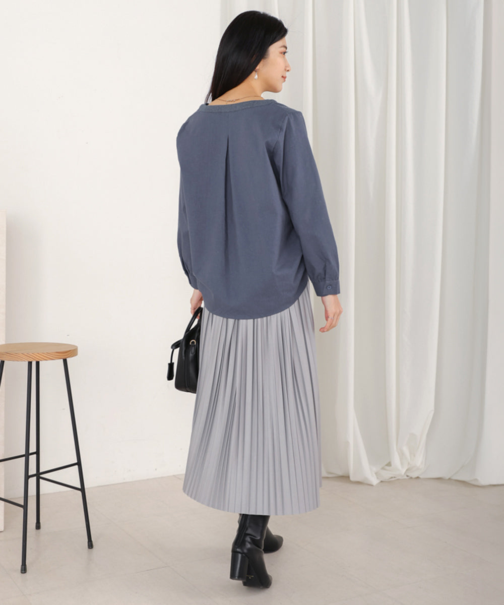 【WEB限定】Vネックコーデュロイドッキングトップス