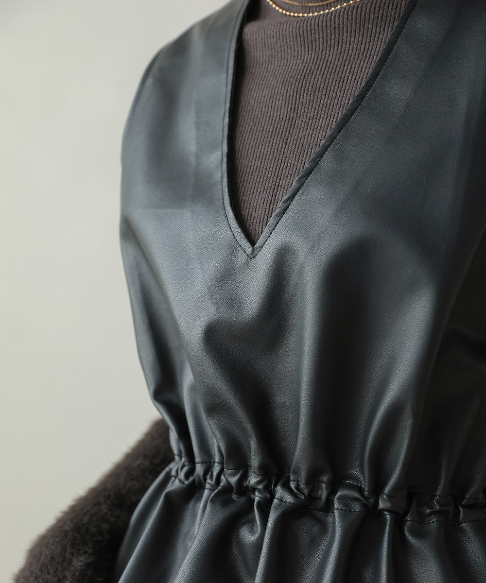 ペプラムドロスト合皮ギャザーベスト