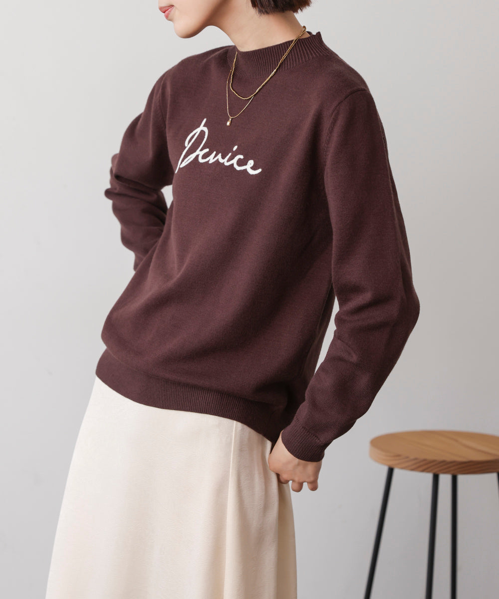 刺繡ロゴニット
