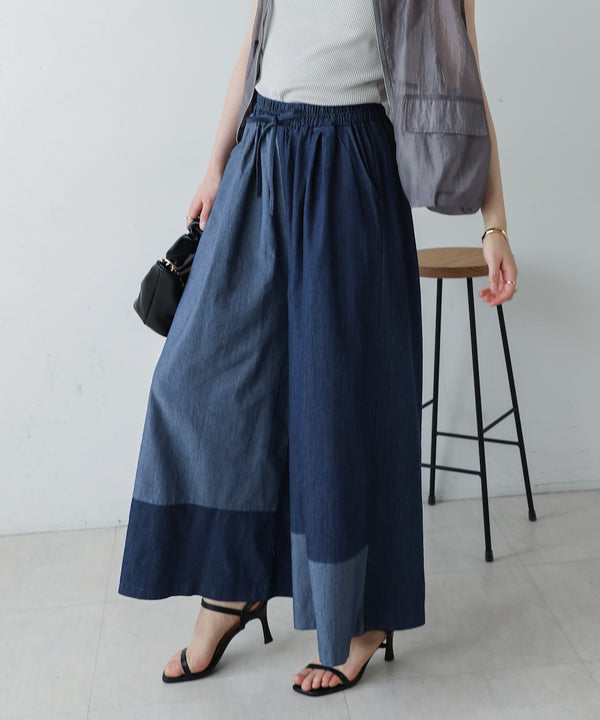 配色デニムパンツ