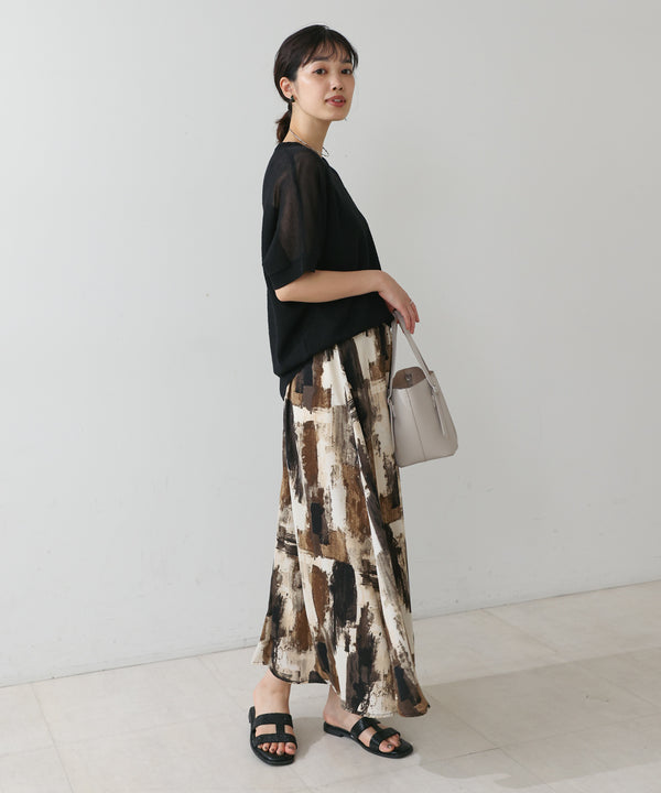 ペイント柄スカート
