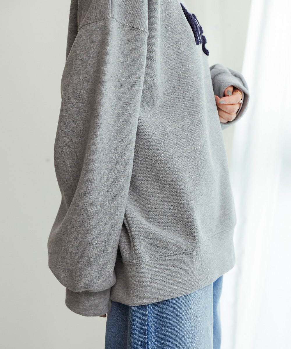 ｈｕｇ刺繍プルオーバー