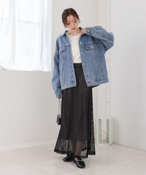 loose denim jacket