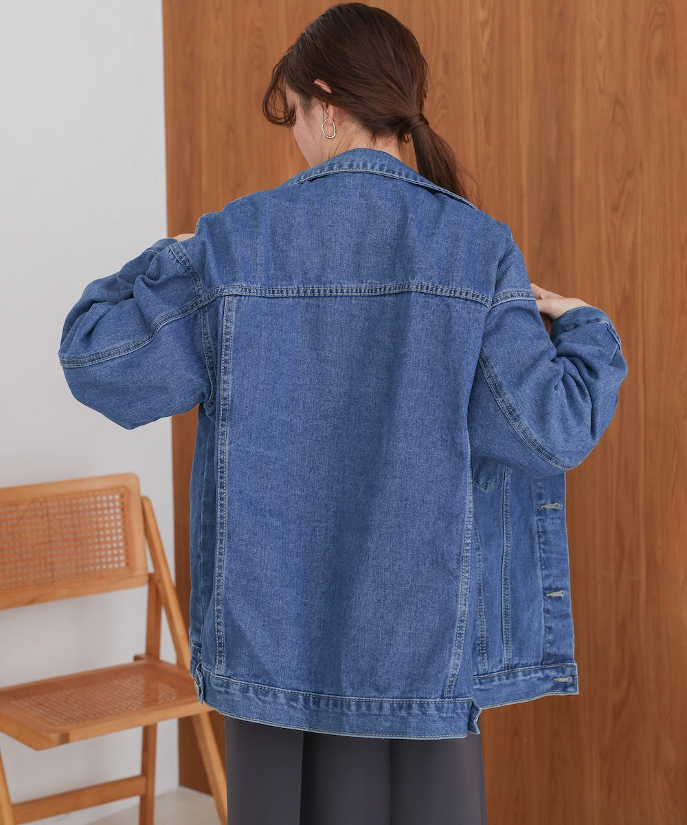 loose denim jacket