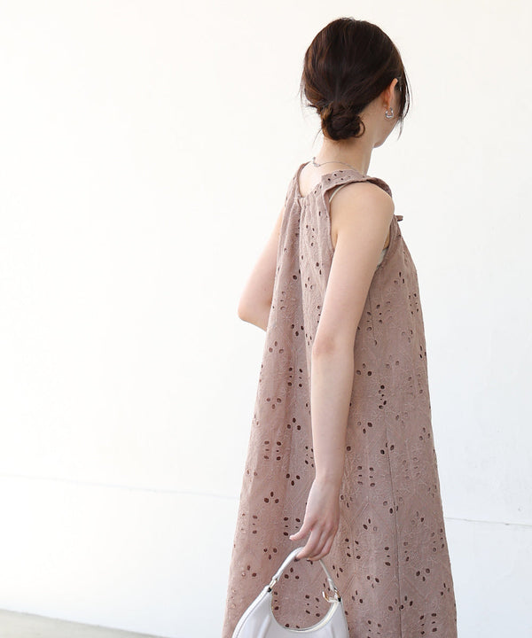 【S・Mサイズ展開】コットン刺繍ワンピース