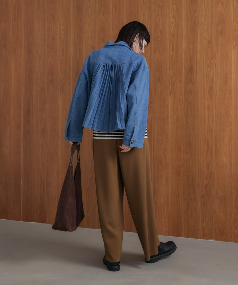 バックタックデニムジャケット