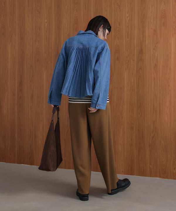 バックタックデニムジャケット