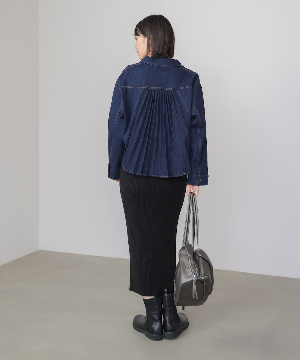 バックタックデニムジャケット