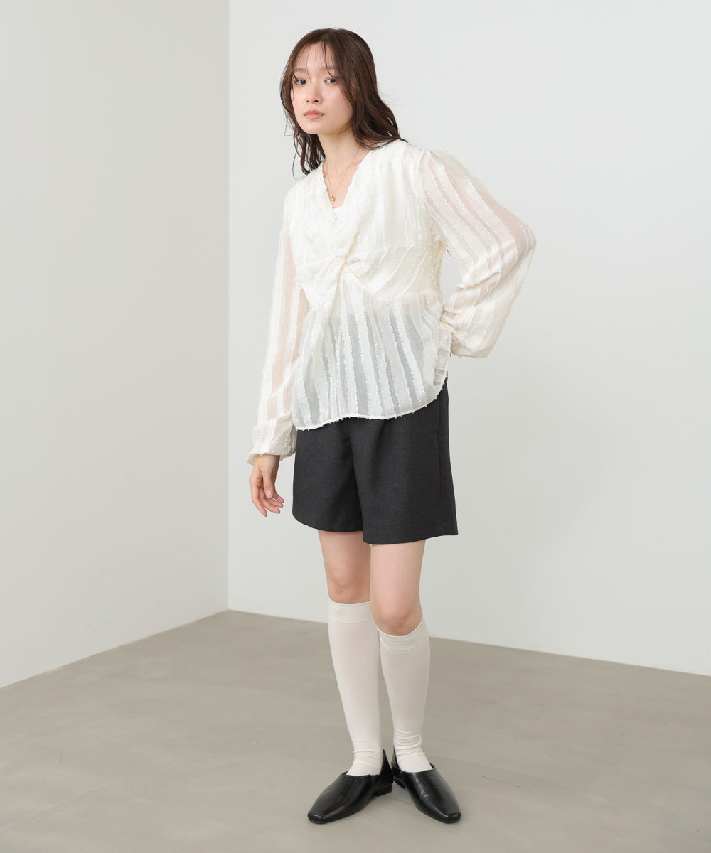 フロントねじりシャギーブラウス