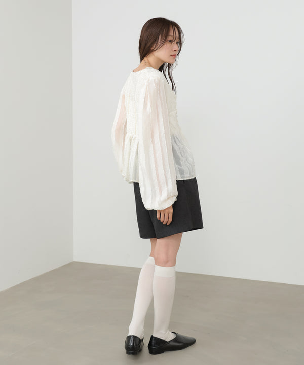 フロントねじりシャギーブラウス