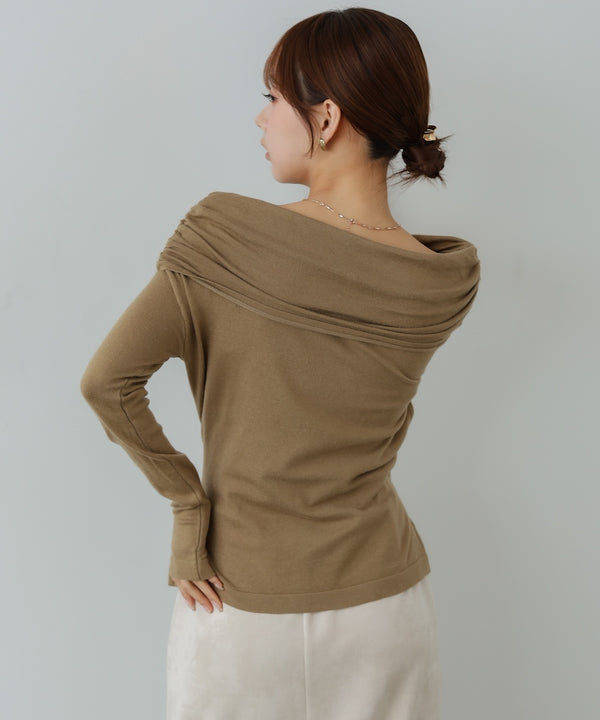 オフショルウエストマークトップス