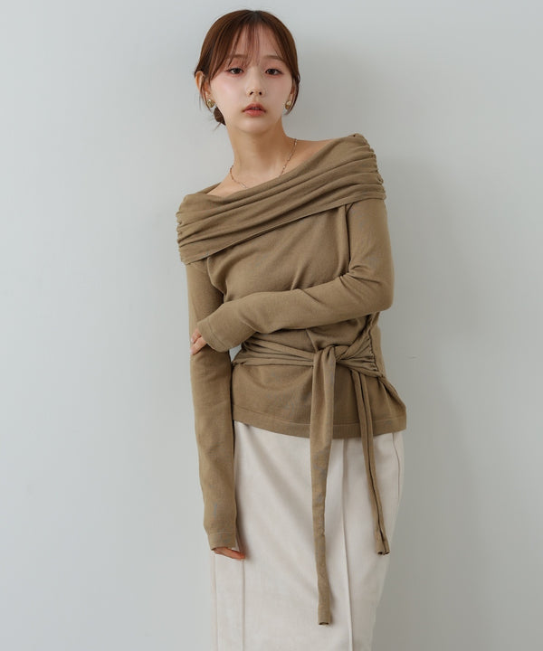 オフショルウエストマークトップス