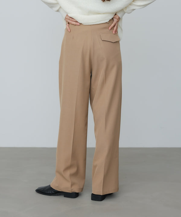 ツータックパンツ