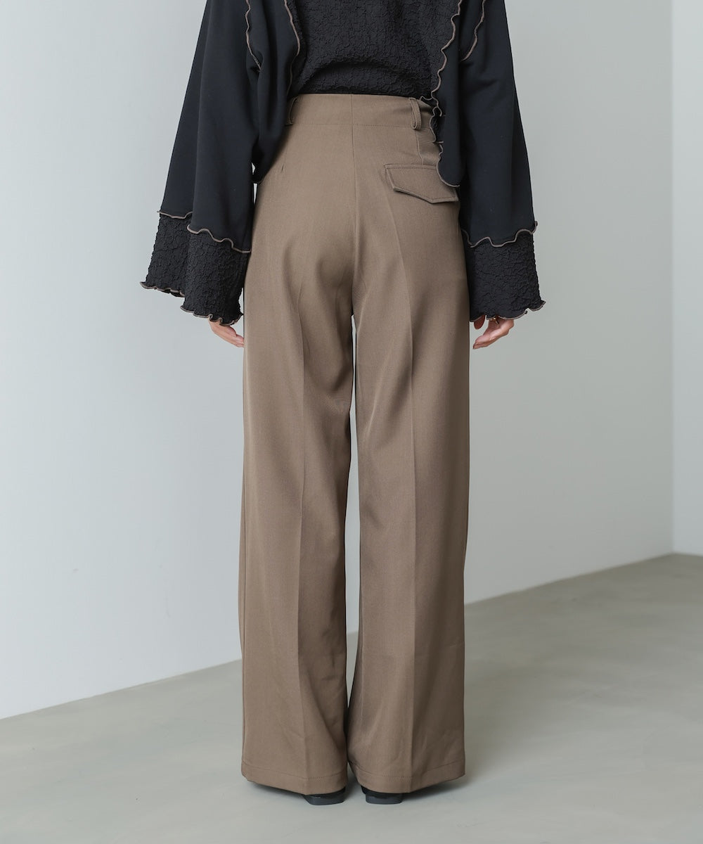 ツータックパンツ