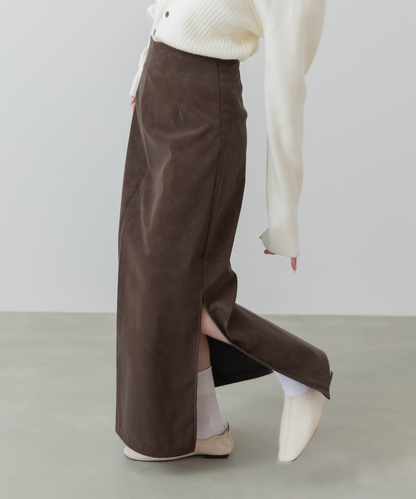 フェイクスエードスカート