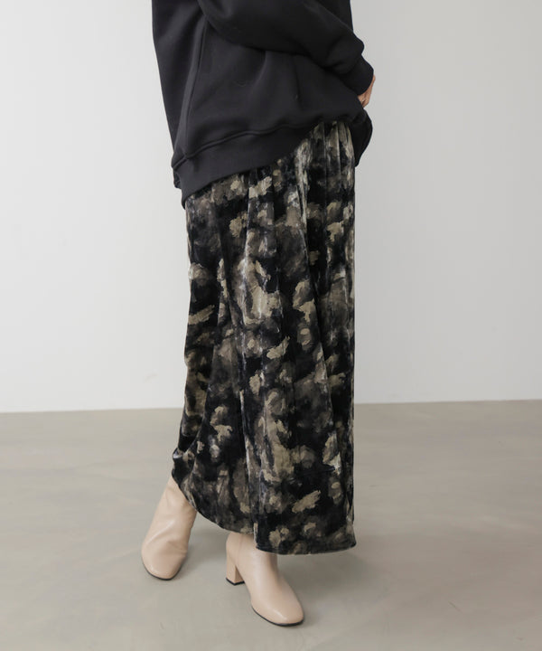 ベロアニュアンス柄スカート