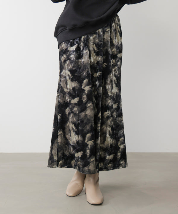 ベロアニュアンス柄スカート