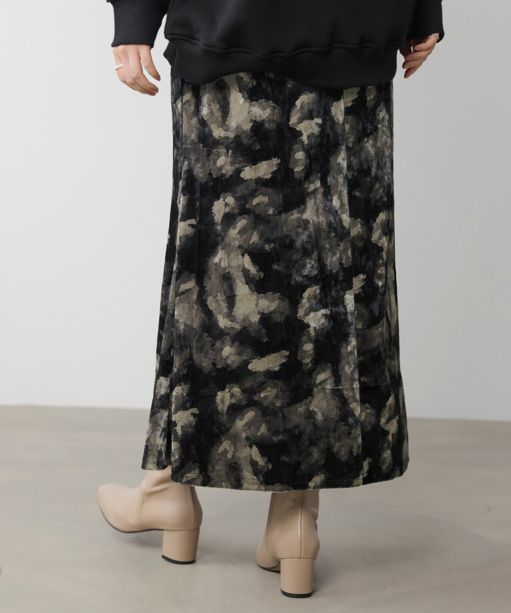 ベロアニュアンス柄スカート