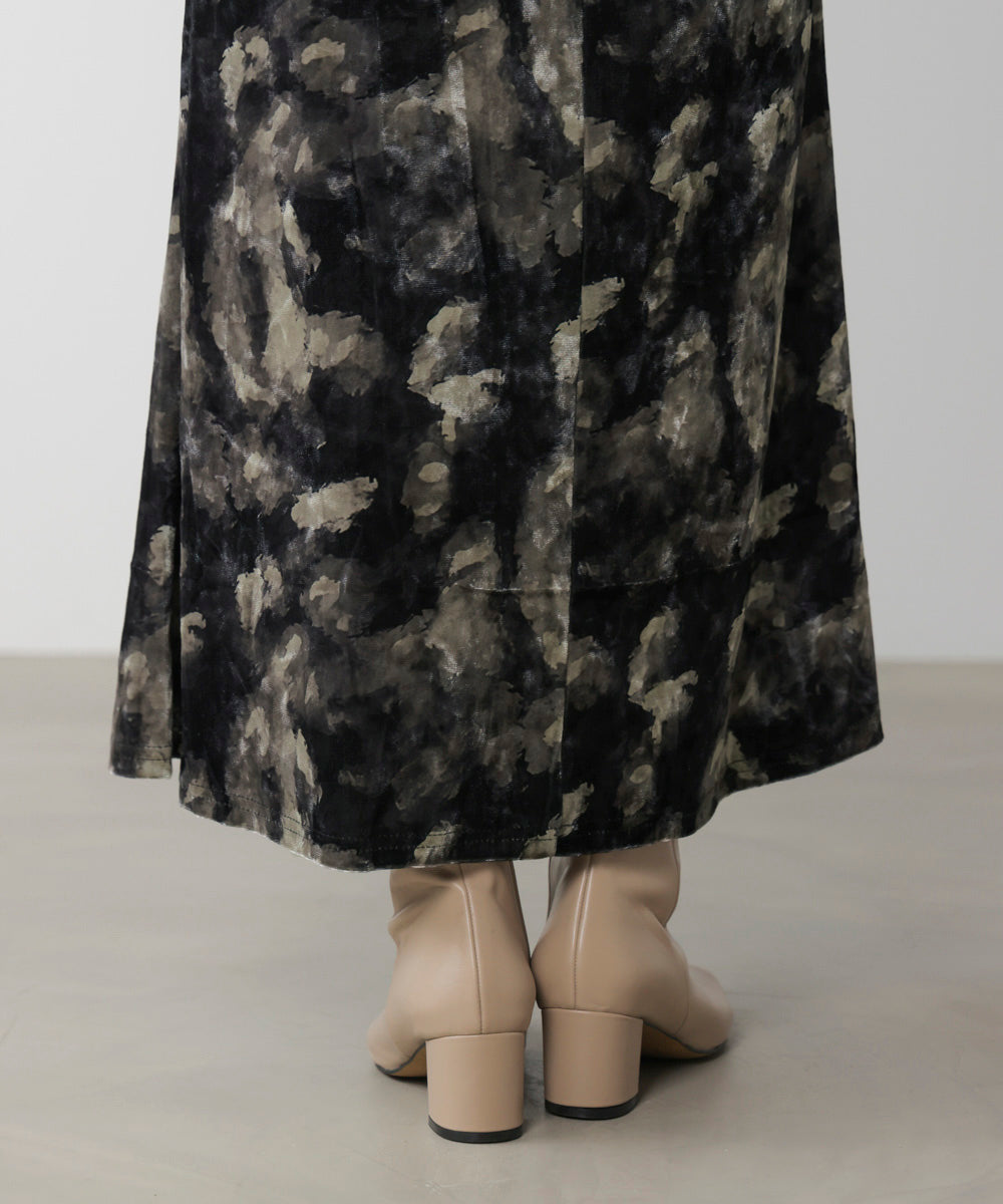 ベロアニュアンス柄スカート