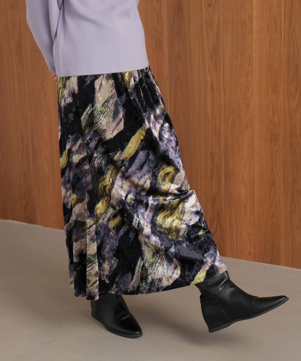 ベロアニュアンス柄スカート