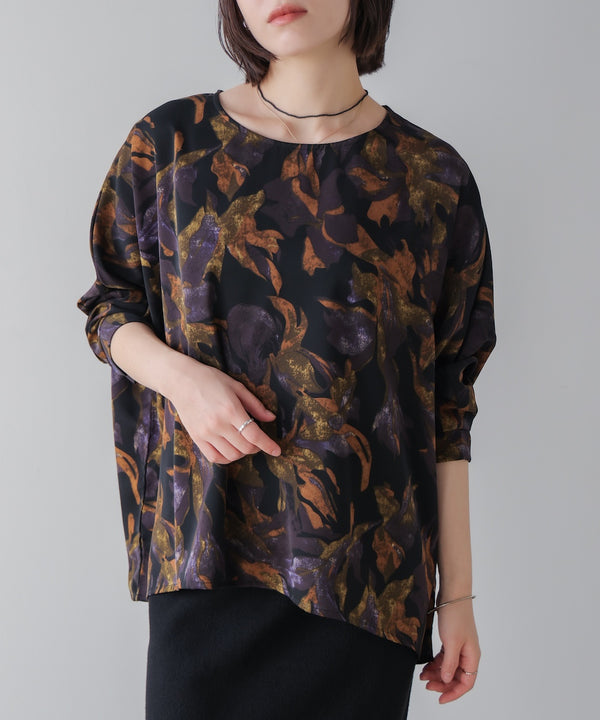 花柄ワイドブラウス