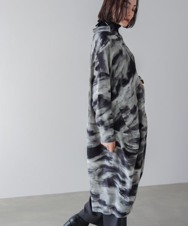 まだら柄ドレープワンピース