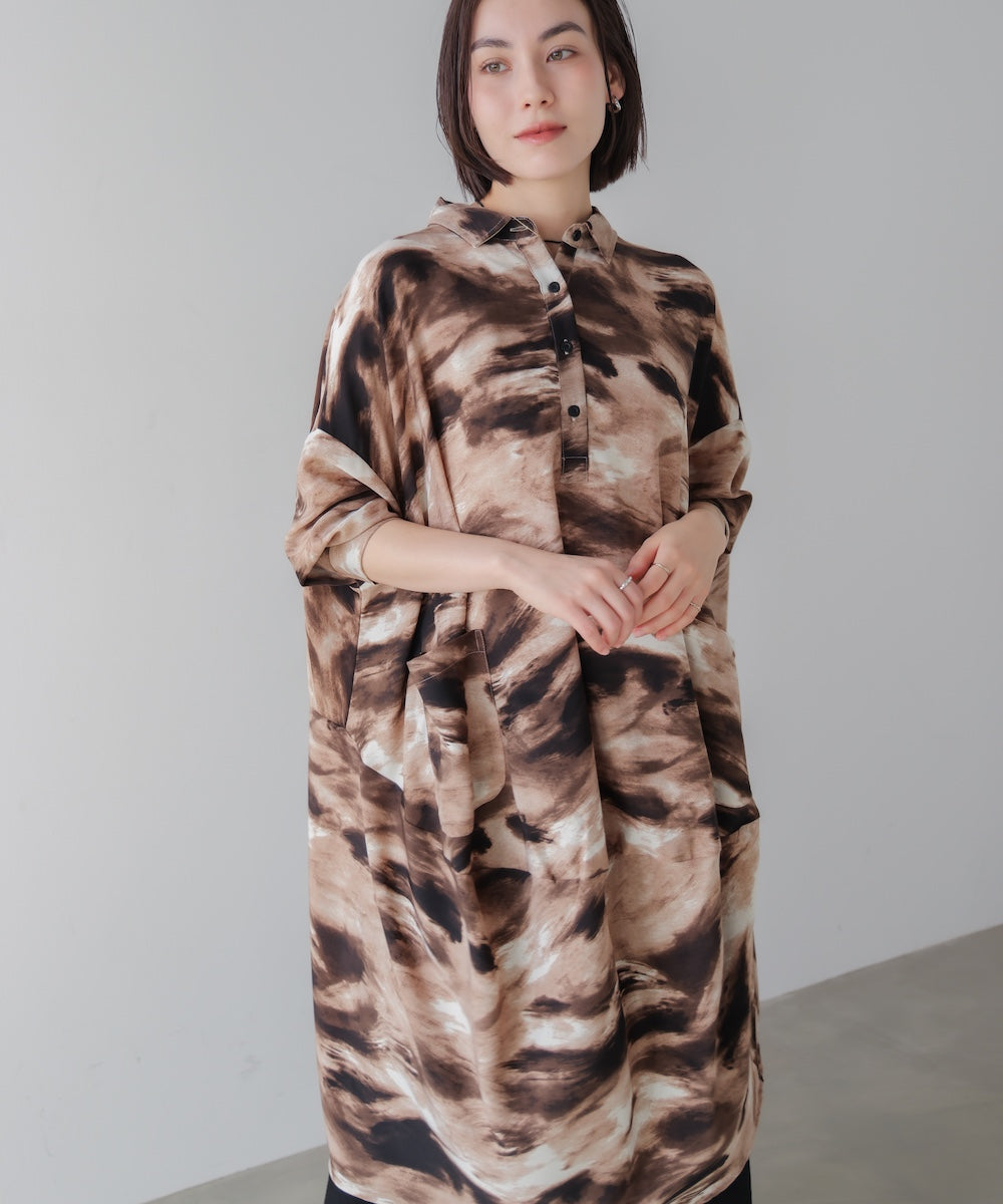 まだら柄ドレープワンピース