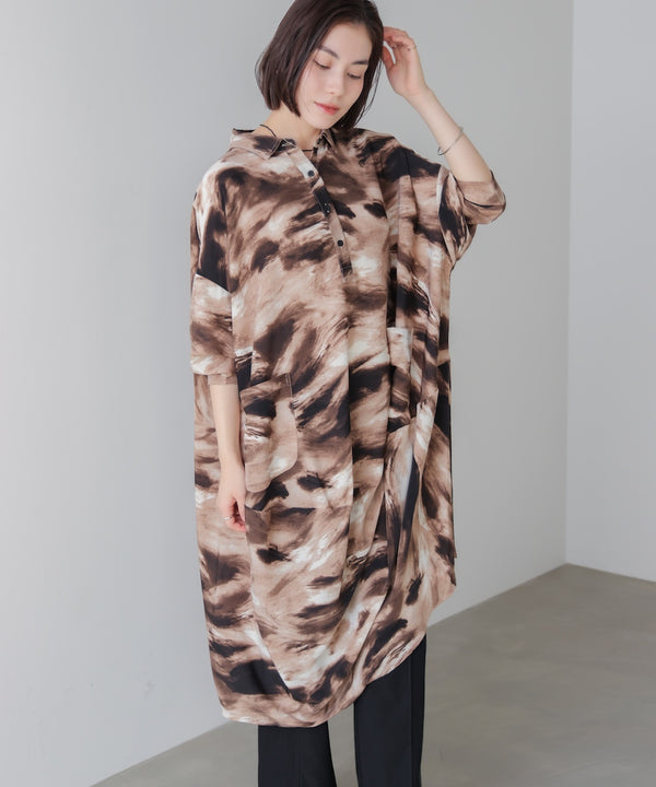 まだら柄ドレープワンピース