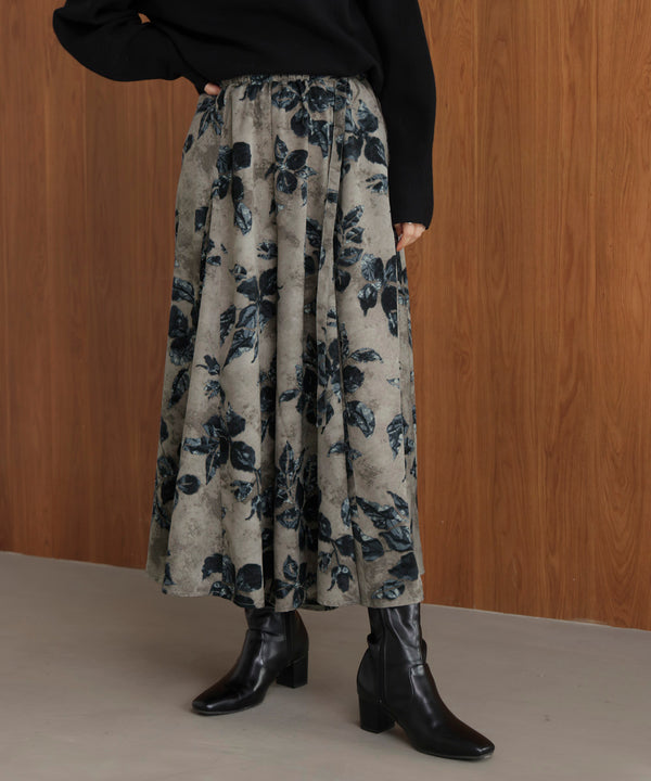 花柄フレアパンツ［12/12発送予定］