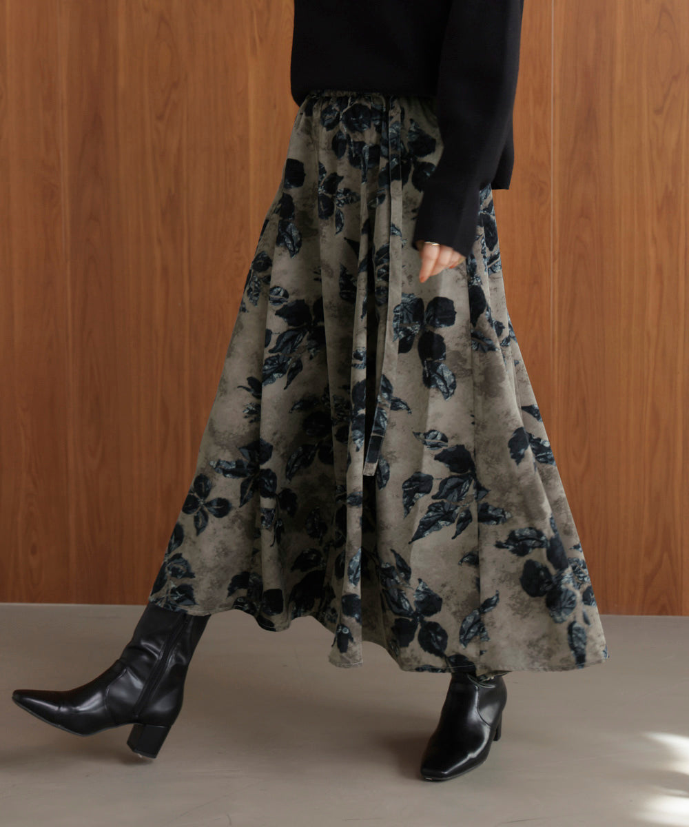花柄フレアパンツ［12/12発送予定］