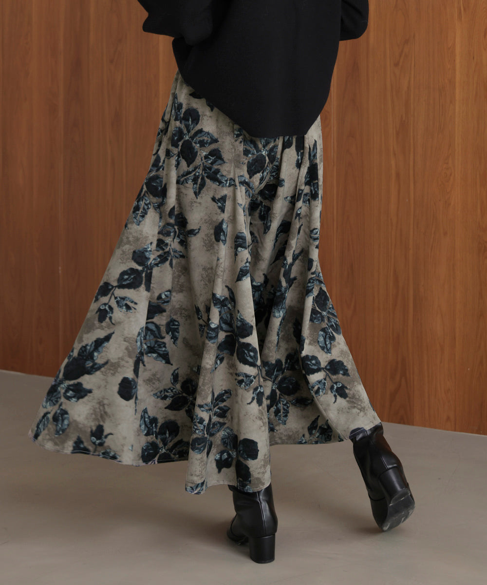 花柄フレアパンツ［12/12発送予定］