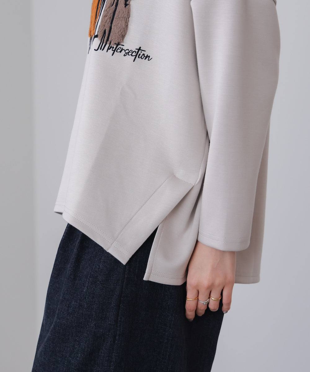 ファープリントプルオーバー