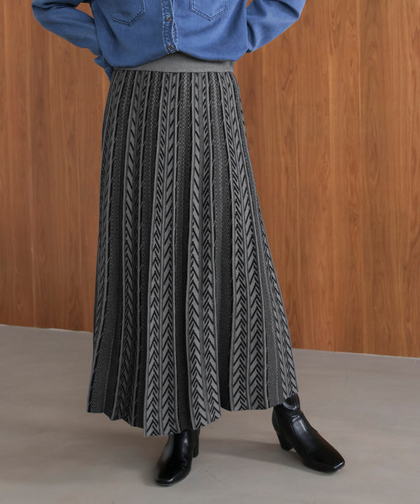 幾何柄ニットスカート