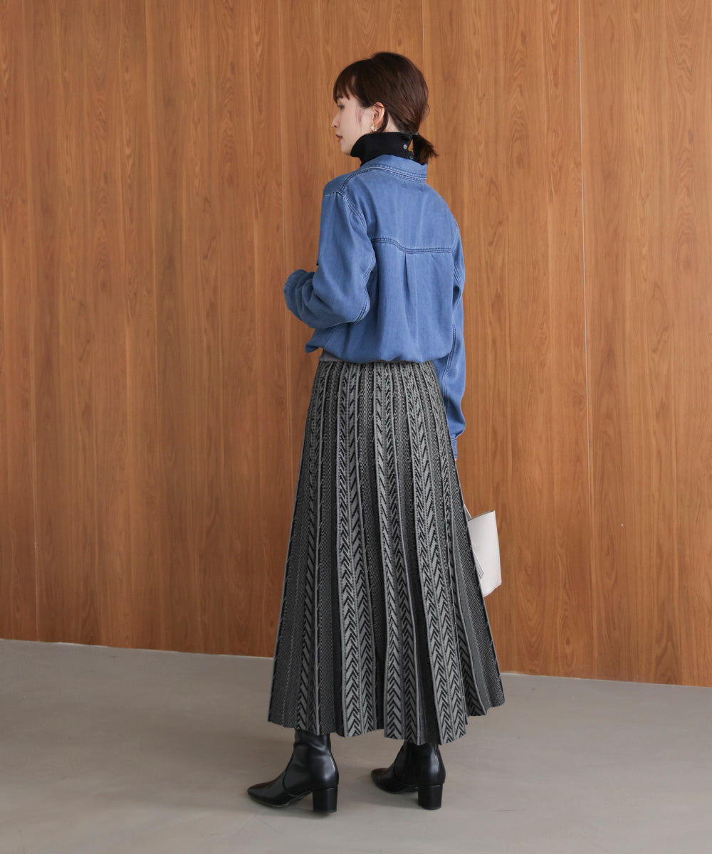 幾何柄ニットスカート
