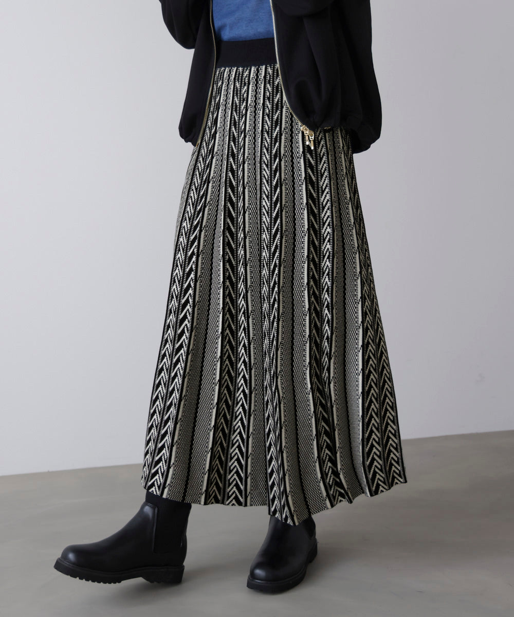 幾何柄ニットスカート