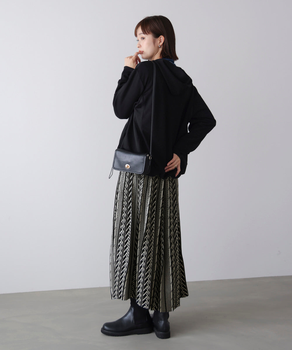 幾何柄ニットスカート