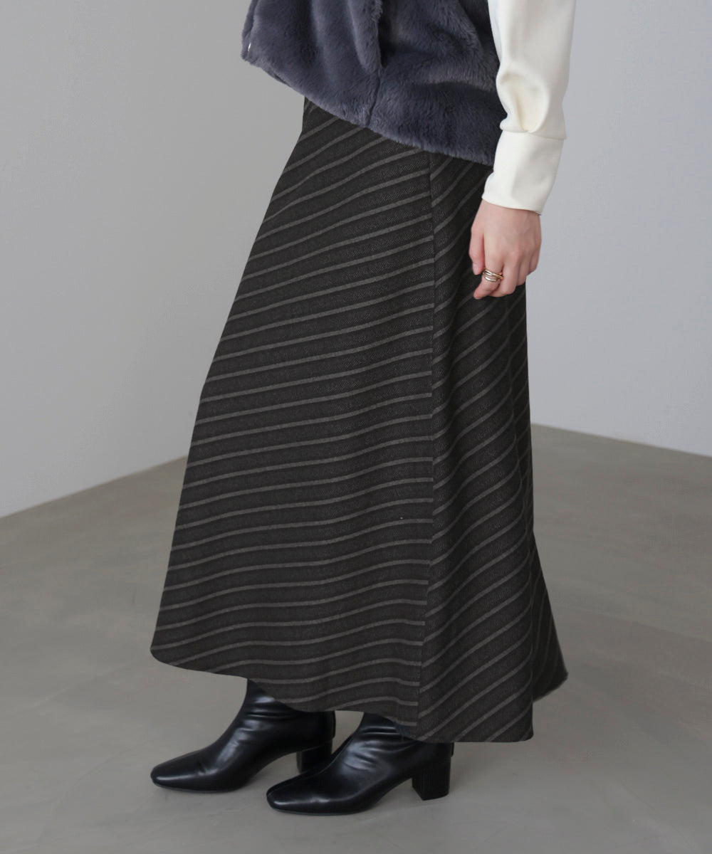 バイアスストライプタイト