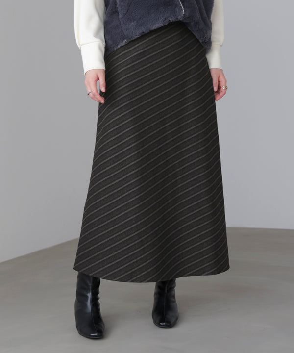 バイアスストライプタイト