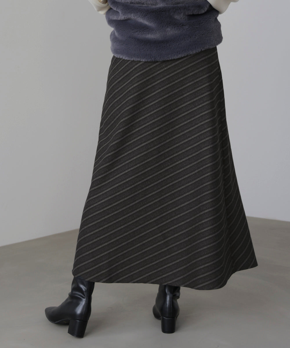 バイアスストライプタイト