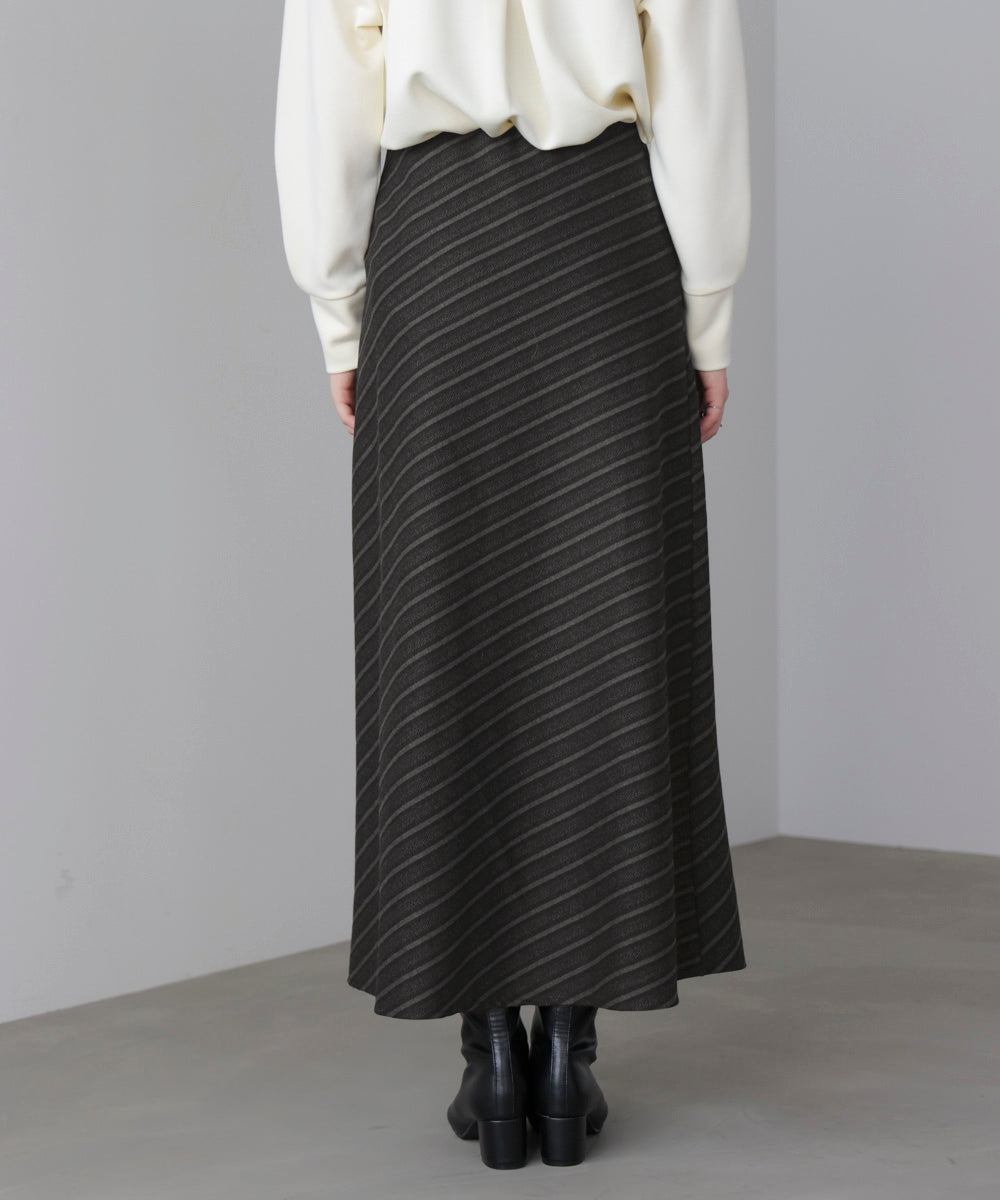 バイアスストライプタイト