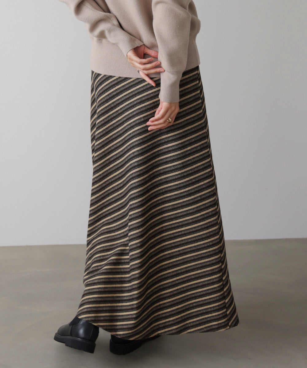 バイアスストライプタイト