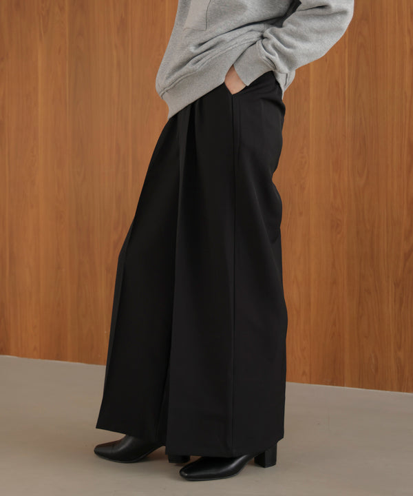 2タックストレートパンツ