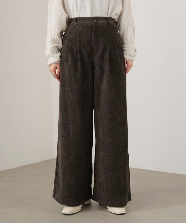 ストレッチベロアライクタックパンツ