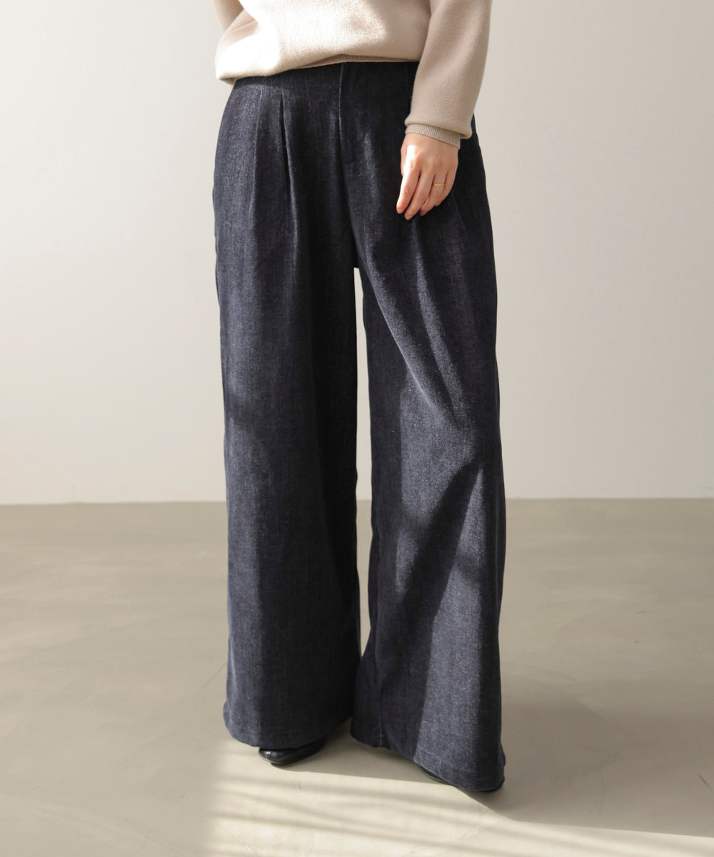 ストレッチベロアライクタックパンツ