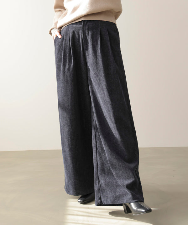 ストレッチベロアライクタックパンツ