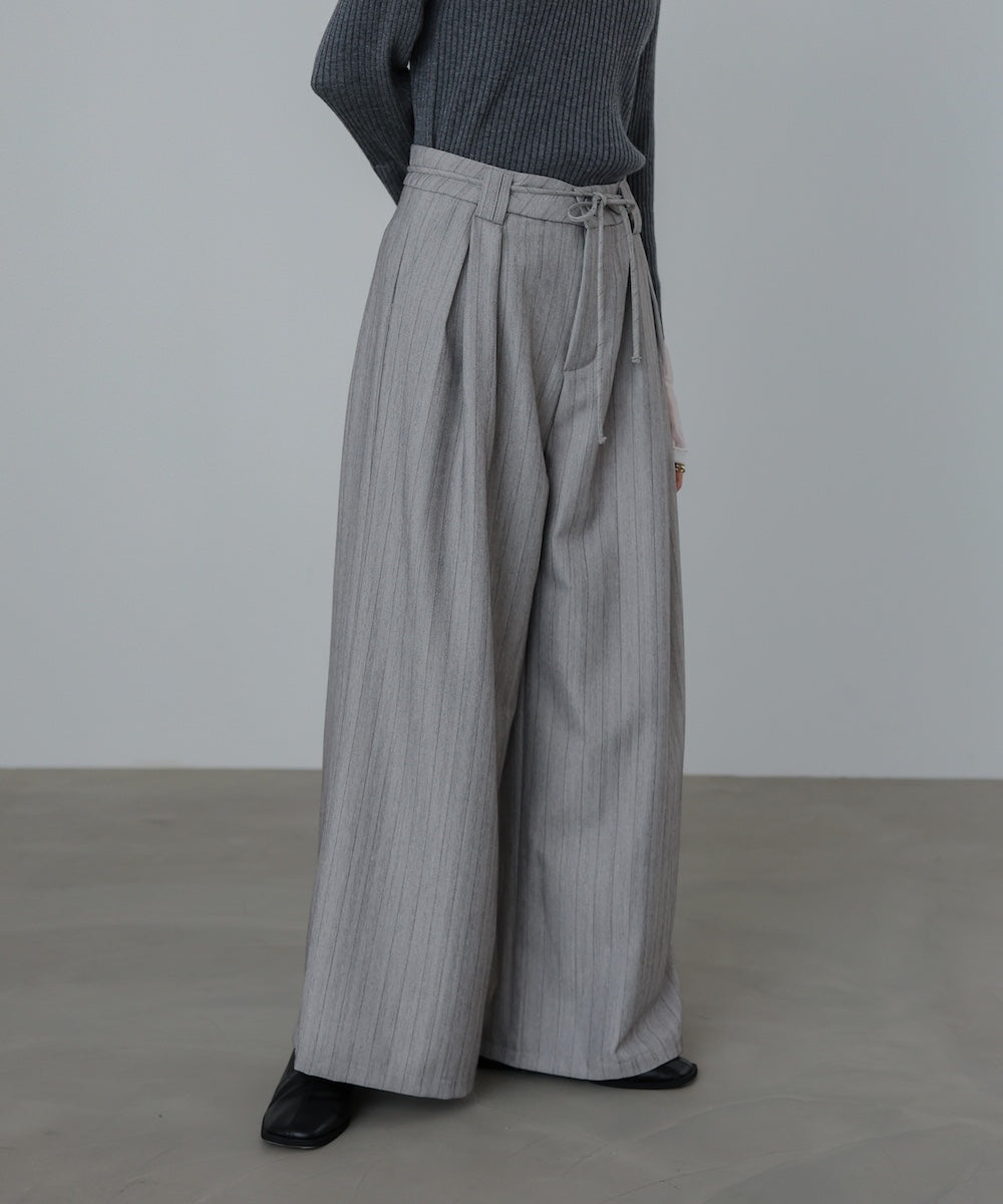 ストライプヘリンボーンパンツ