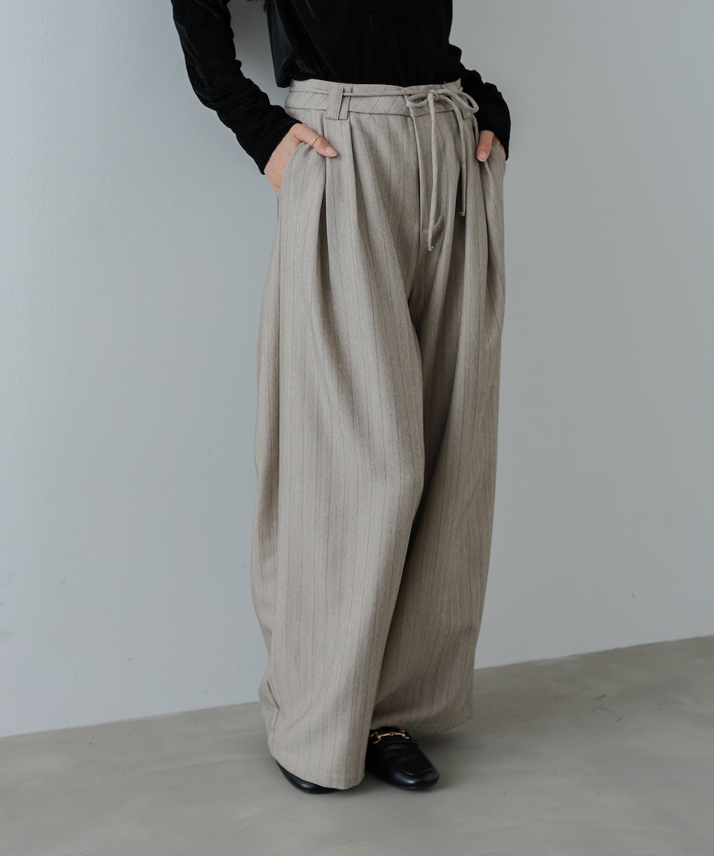 ストライプヘリンボーンパンツ